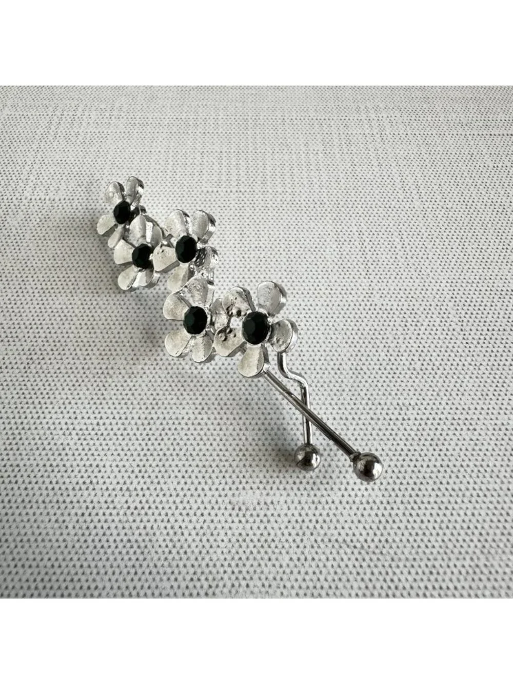 Floral Silver-Tone Hair Clip With Green Gem Accents 3